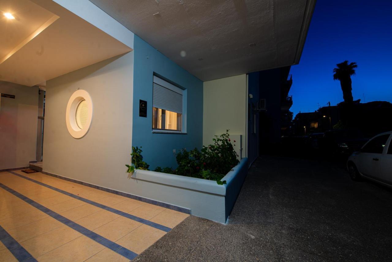 Lemon Garden Stylish Private Apartment Calamata Exterior foto